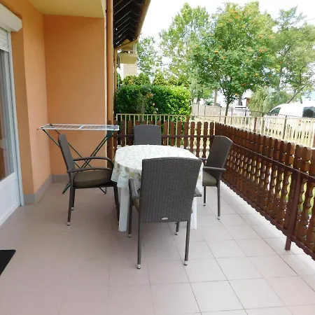 דירה Balatonpart-lak *