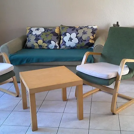 Balatonpart-lak 公寓