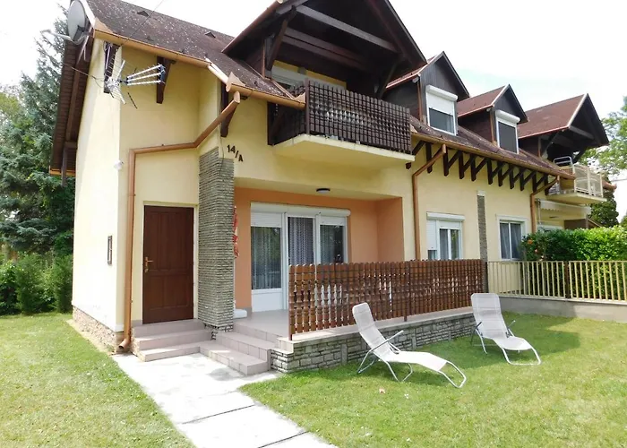 Balatonpart-lak Daire *